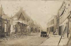 henin lietard beaumont rue inconnue guerre ruines 1914 1918 14 18 carte postale animee cp cpa